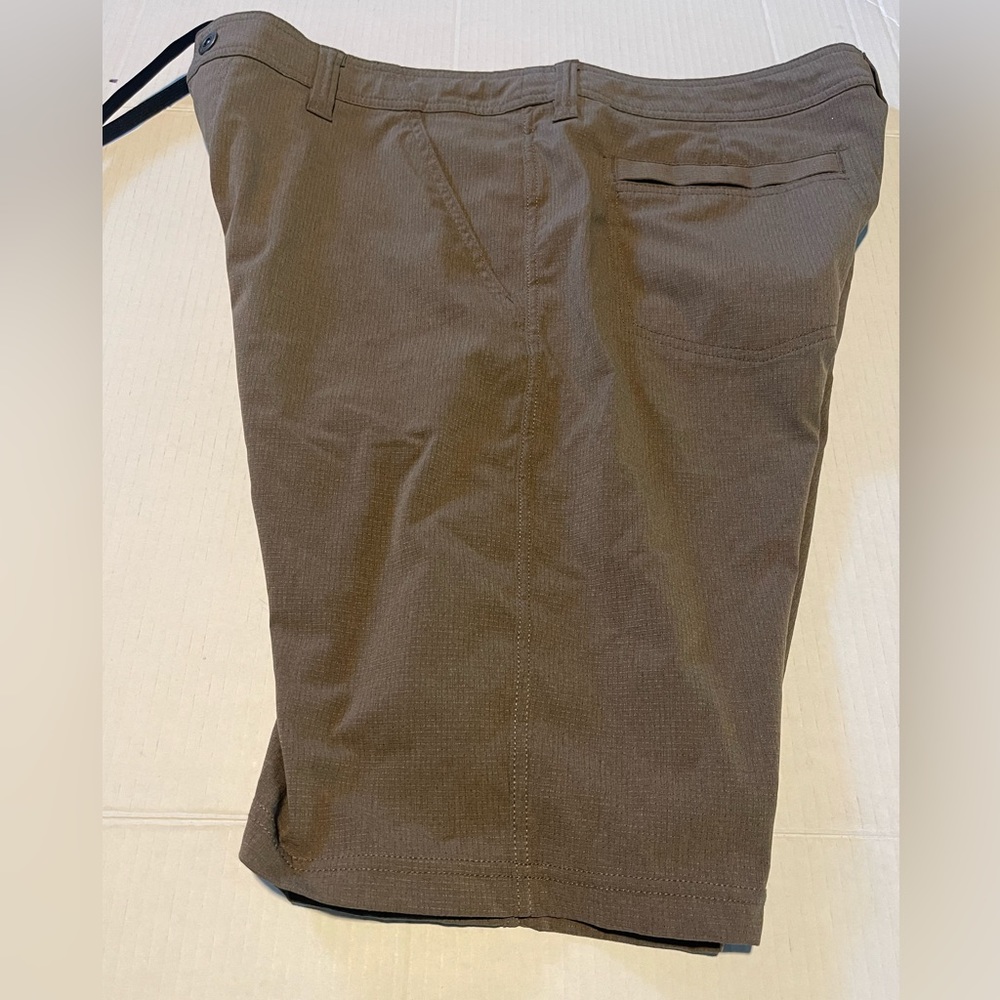 Prana shorts mens size 36 tan EUC‎